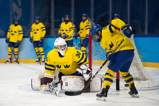 Goaltender Emma Söderberg of Sweden