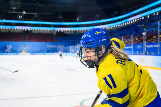 Josefin Bouveng of Sweden in an ice hockey quarter final