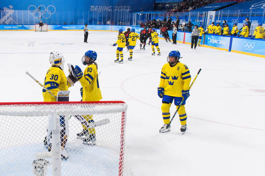 Goaltender Emma Söderberg and Mina Waxin of Sweden looks