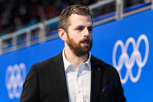 Head coach Ulf Lundberg of Sweden in an ice hockey quarter