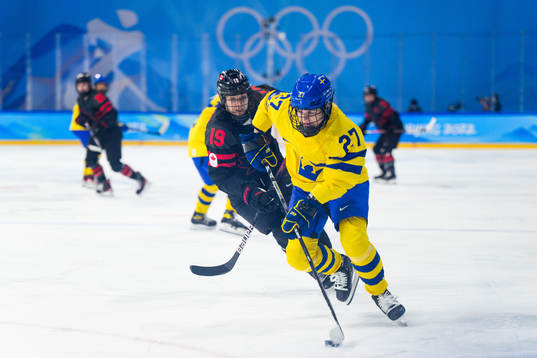 Emma Nordin of Sweden in an ice hockey quarter final game