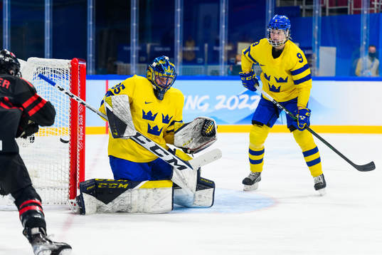 Goaltender Ida Boman of Sweden in an ice hockey quarter