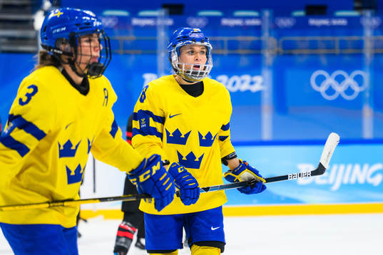 Anna Kjellbin and Ebba Berglund of Sweden looks dejected in