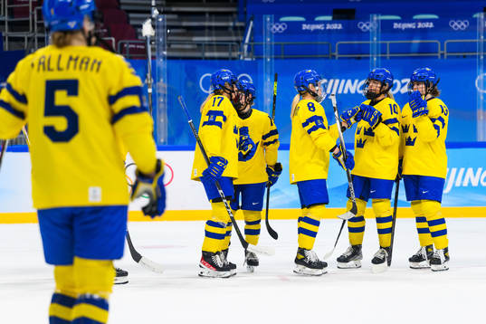 Sofie Lundin, Ebba Berglund, Mina Waxin, Emma Murén of