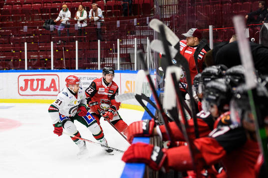 Frölundas Mats Rosseli Olsen och Malmö Redhawks Lars