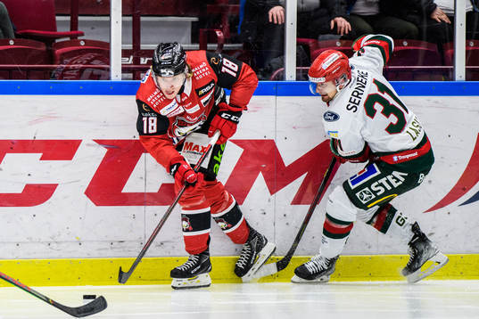 Malmö Redhawks Marcus Sylvegård och Frölundas Nicklas