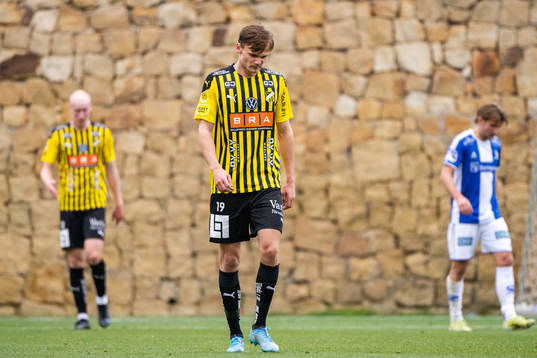 Oscar Uddenäs of Häcken looks dejected