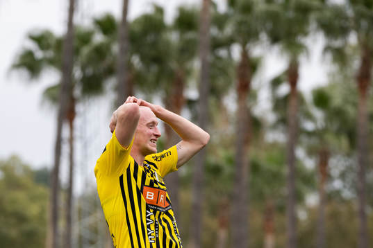 Valgeir Fridriksson of Häcken looks dejected
