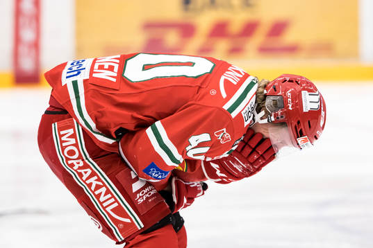 Moras Anton Heikkinen har ont