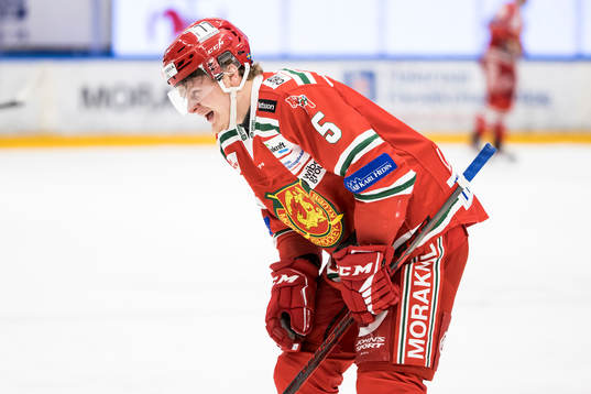Moras Viktor Larsson har ont