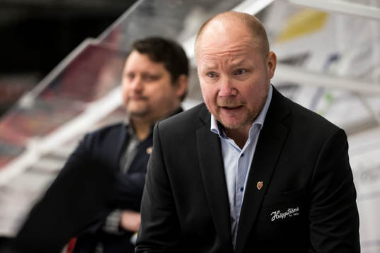 Modos assisterande tränare Jonas Holmström