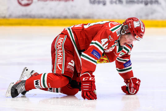 Moras Anton Heikkinen har ont