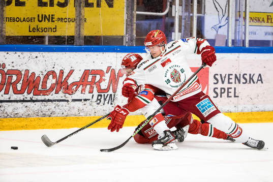 Moras Måns Carlsson och Modos Niklas Folin