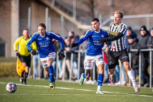 Trelleborgs Johan Blomberg och Haris Brkic mot Landskronas