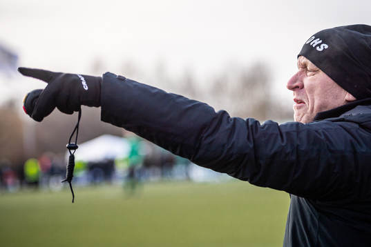 Landskronas tränare Billy Magnusson reagerar