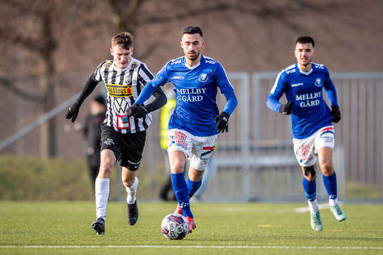 Landskronas Robin Dzabic och Trelleborgs Simon Amin