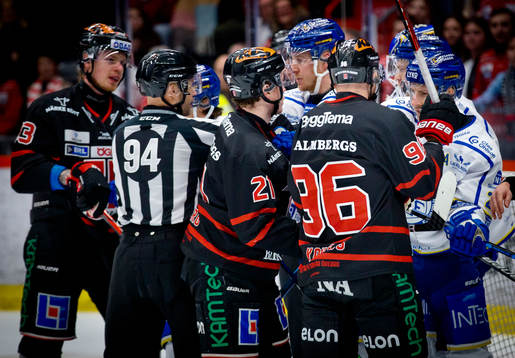 Stökigt framöver Leksands målvakt Kasimir Kaskisuo och