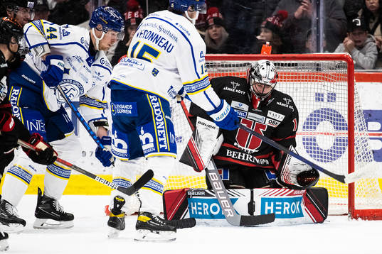 Örebros målvakt Jhonas Enroth