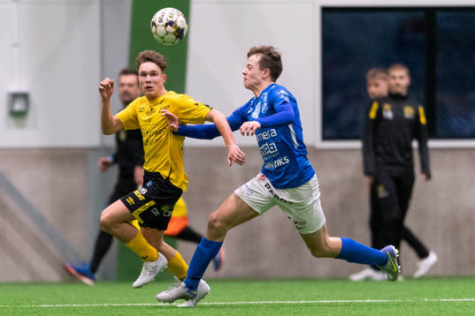 Elfsborgs Enzo Andren och Norrbys Wilhelm Ekdahl