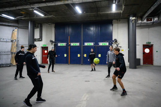 Luleås spelare värmer upp