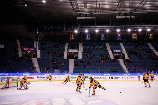 Luleås spelare värmer upp