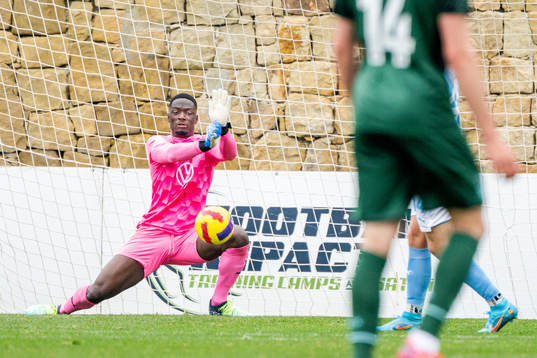 Goalkeeper Ismael Diawara of Malmö FF