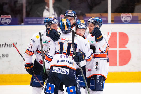 Växjös Ludvig Claesson jublar
