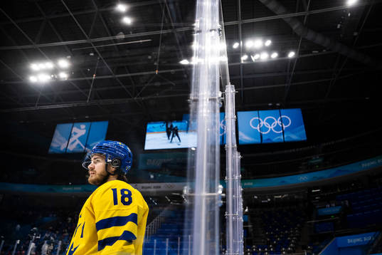 Dennis Everberg of Sweden