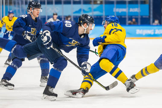 Petteri Lindbohm of Finland and Dennis Everberg of Sweden