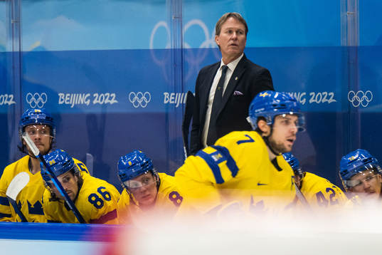 Head coach Johan Garpenlöv of Sweden in an ice hockey