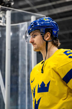 Philip Holm of Sweden