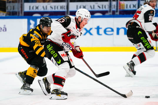 Skellefteås Simon Robertsson och Malmö Redhawks Kalle