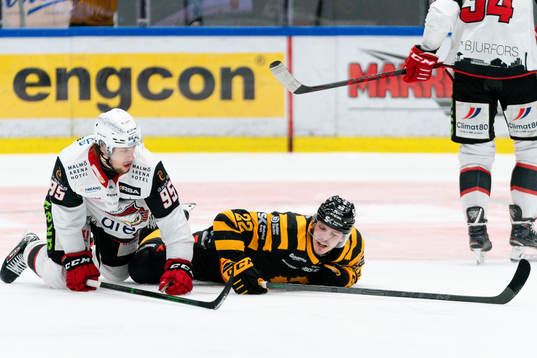 Malmö Redhawks Carl Persson och Skellefteås Jonathan
