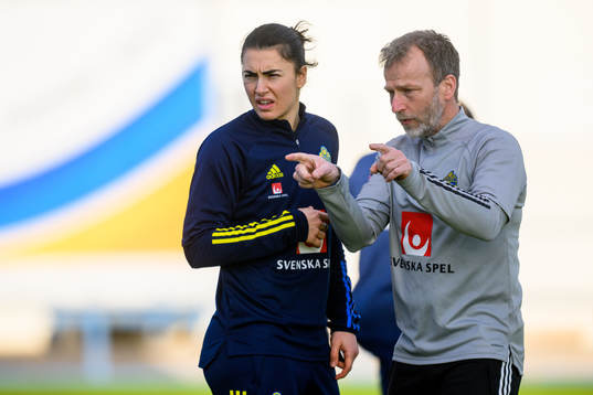 Goalkeeper Zecira Musovic and Pontus Ekblom, physio