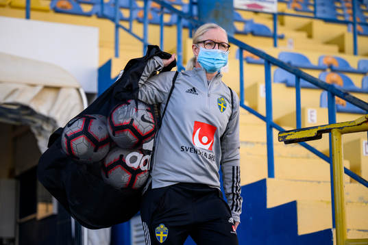 Victoria Sandell, assistant coach arrives