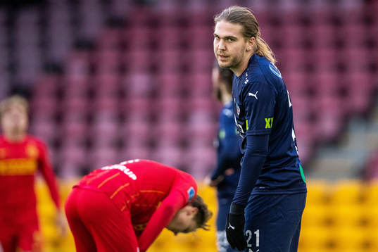 Helsingborgs Charlie Weberg deppar