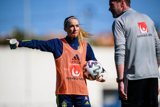 Kosovare Asllani