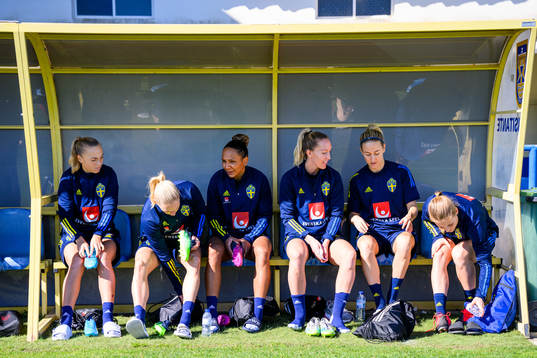 Bläddra bland fler bilder av Football, Algarve Cup 2022, Sweden, Training