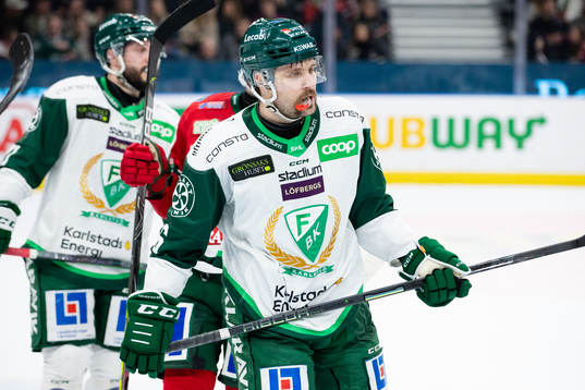Färjestads Mikael Wikstrand deppar