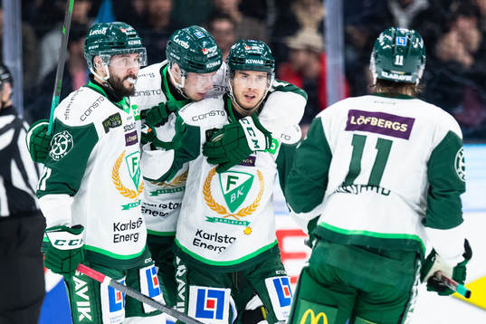 Färjestads Michael Lindqvist jublar
