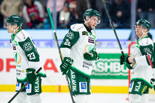 Färjestads Alexander Artursson och Per Åslund deppar