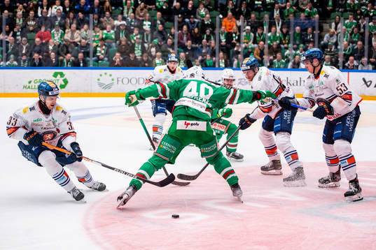 Rögles Oskar Stål Lyrenäs och Växjös Julius Nättinen