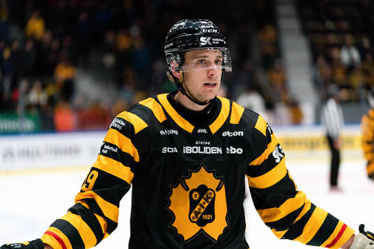 Skellefteås Filip Roos deppar