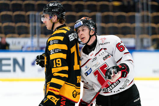 Skellefteås Filip Roos och Örebros Robert Leino