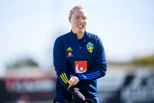 Goalkeeper Hedvig Lindahl
