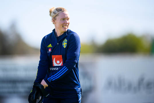Goalkeeper Hedvig Lindahl
