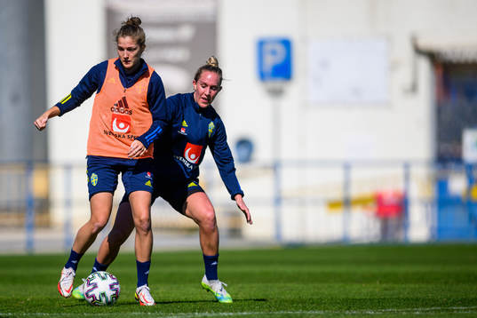 Filippa Angeldahl and Julia Roddar