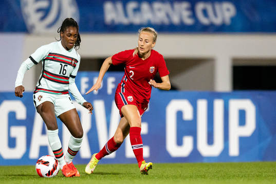 Diana Silva of Portugal and Anja Sønstevold of Norway