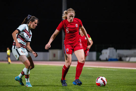 Fransisca Nazareth of Portugal and Julie Blakstad of Norway