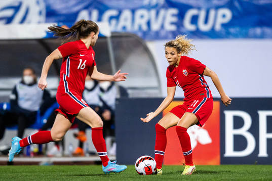 Guro Reiten and Celin Bizet Ildhusøy of Norway